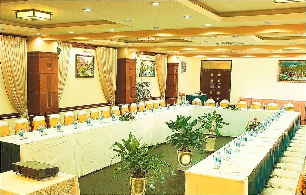 Thanh Binh 2 Hotel Хошимин