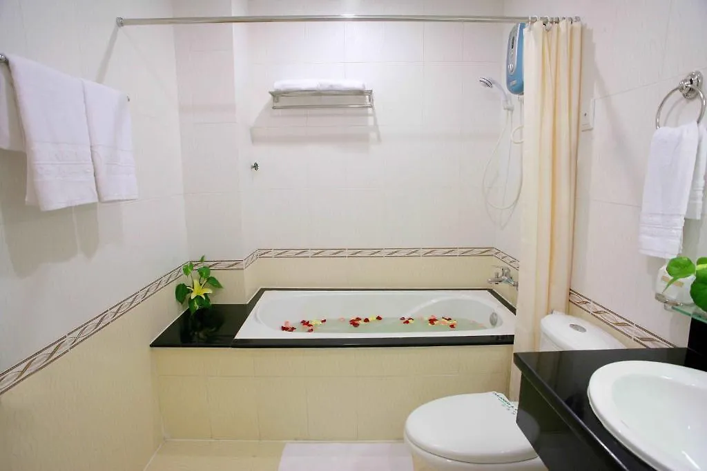 Thanh Binh 2 Hotel Хошимин