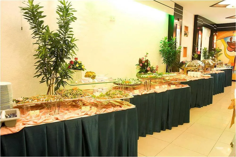 Thanh Binh 2 Hotel Хошимин Вьетнам